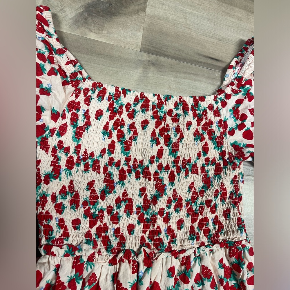 Betsey Johnson Strawberry Dress Med Smocked Prairie Country Cottagecore Granny - Picture 6 of 12